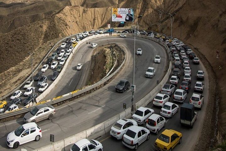 جاده چالوس و آزاد راه تهران-شمال در ترافیک